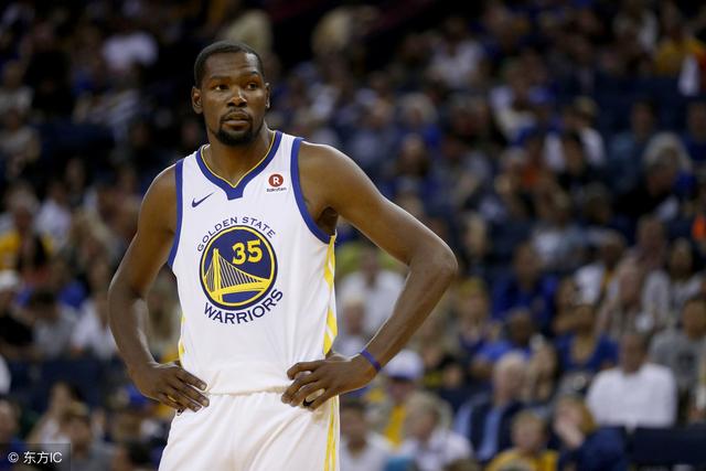 弗格34分辽宁大胜首钢 王哲林24分上海胜宁波